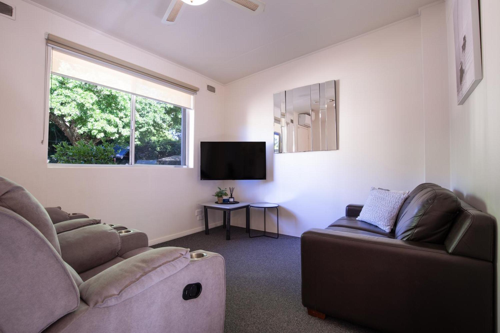 Adina Lodge Holiday Apartments Bright Eksteriør bilde